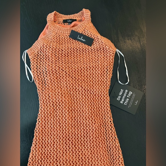 New! Lulu’s Marama Shiny Coral Crochet Sleeveless Fringe Midi Dress - Picture 9 of 10